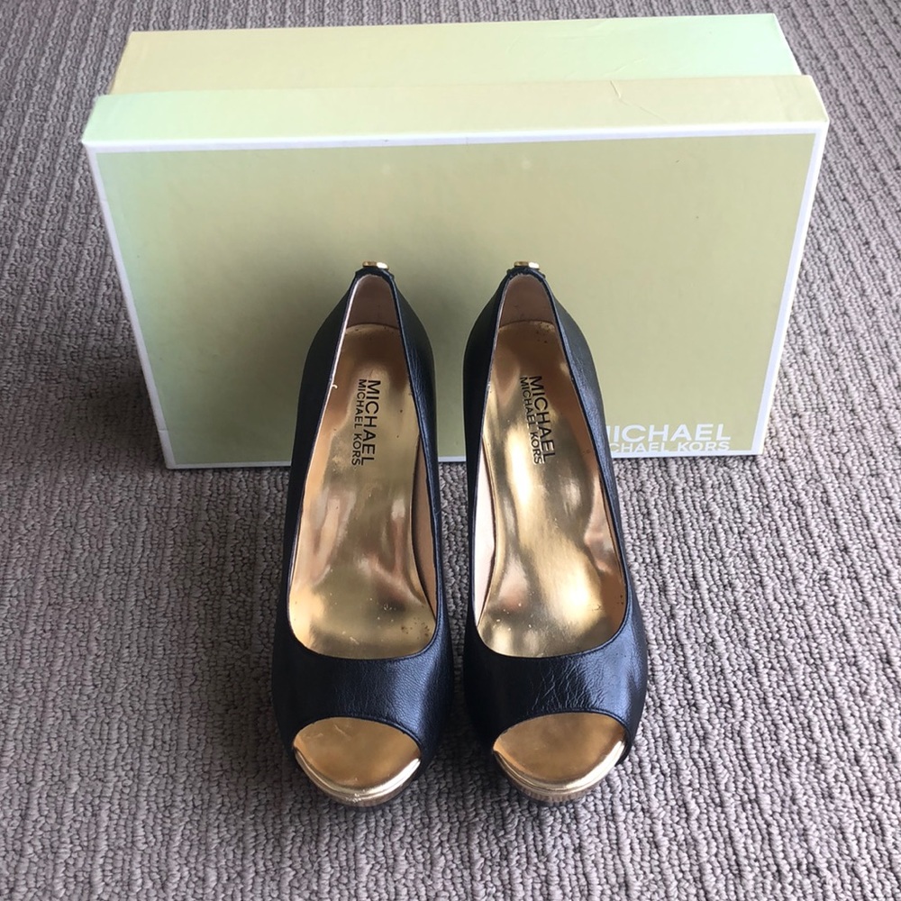 Michael Michael Kora Platform heels